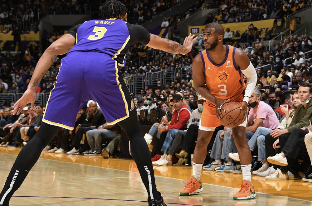 让我们借 让我们借